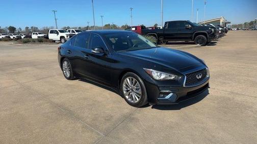 2022 INFINITI Q50 LUXE