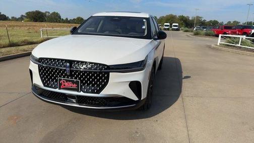 White Platinum Clearcoat Metallic 2025 Lincoln Nautilus Premiere