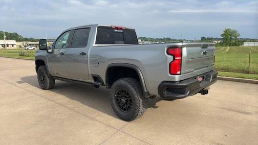 Sterling Gray Metallic 2026 Chevrolet Silverado 2500 ZR2