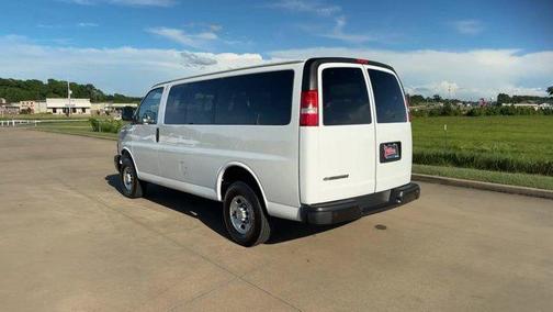 2023 Chevrolet Express 3500 LS