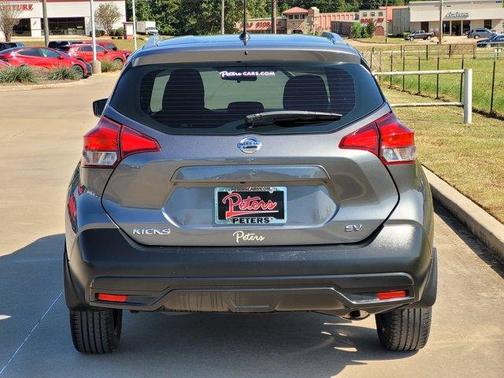 2018 Nissan Kicks SV