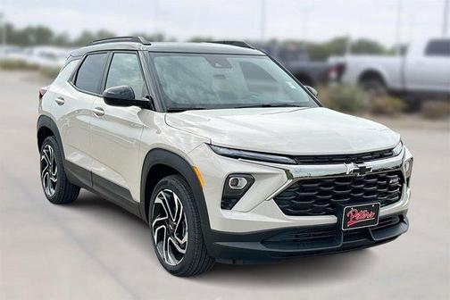White Sand 2026 Chevrolet Trailblazer RS