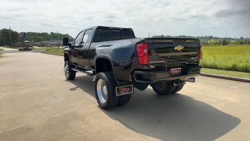2023 Chevrolet Silverado 3500 High Country