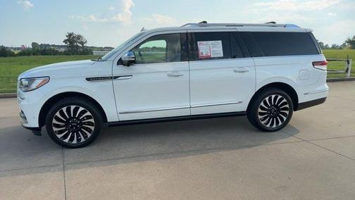 2023 Lincoln Navigator L Black Label
