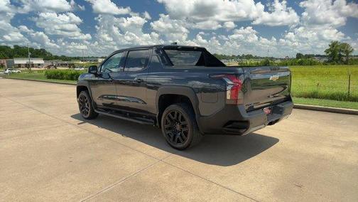 2025 Chevrolet Silverado EV LT