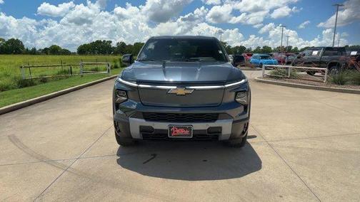 2025 Chevrolet Silverado EV LT