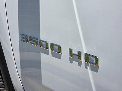 Summit White 2026 Chevrolet Silverado 3500 WT
