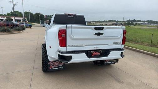 Polar White 2026 Chevrolet Silverado 3500 High Country
