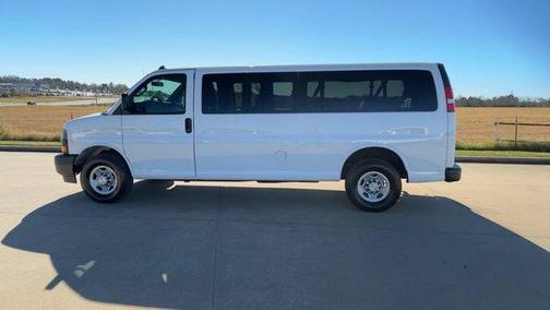 2023 Chevrolet Express 3500 LS