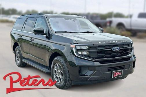 Black Metallic 2025 Ford Expedition Active