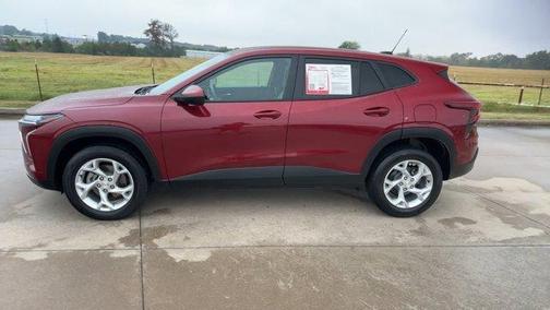 2024 Chevrolet Trax LS