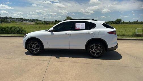 2018 Alfa Romeo Stelvio Sport