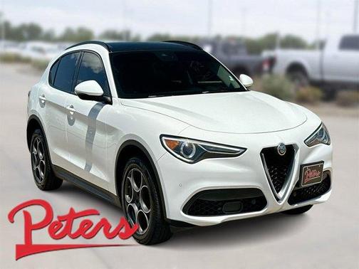 2018 Alfa Romeo Stelvio Sport