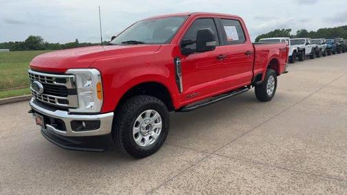 Race Red 2023 Ford F-250 XLT