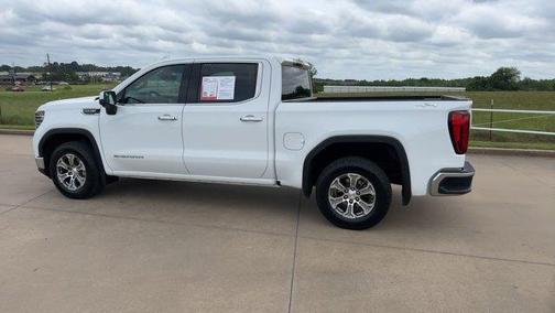 Summit White 2025 GMC Sierra 1500 SLT