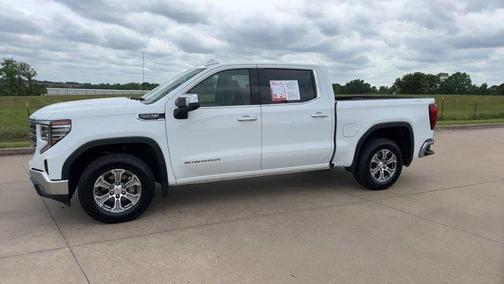 Summit White 2025 GMC Sierra 1500 SLT