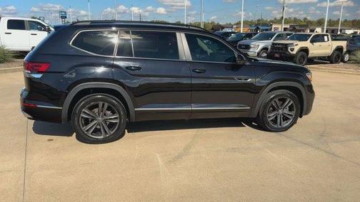 2021 Volkswagen Atlas 3.6 V6 SE w/ Technology R-Line