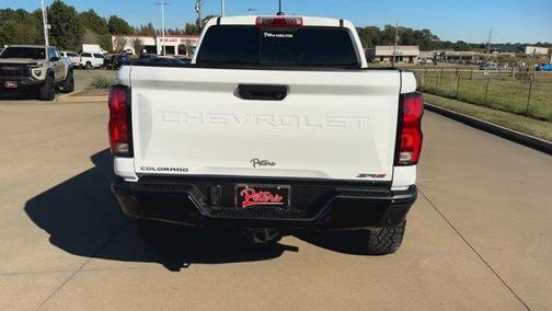 2024 Chevrolet Colorado ZR2