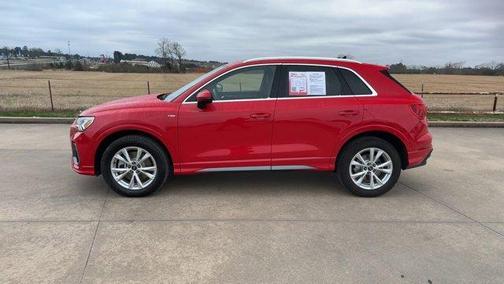 2023 Audi Q3 45 S line Premium