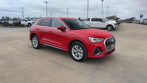 2023 Audi Q3 45 S line Premium