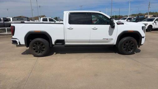 2024 GMC Sierra 2500 AT4