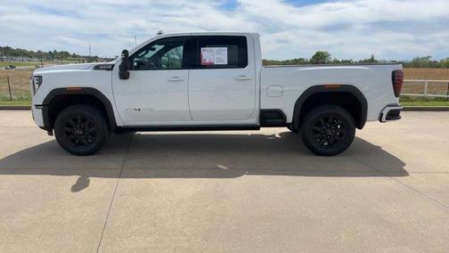 2024 GMC Sierra 2500 AT4