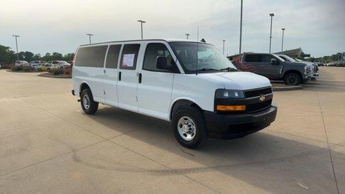 2022 Chevrolet Express 3500 LS