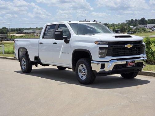 Summit White 2026 Chevrolet Silverado 2500 WT