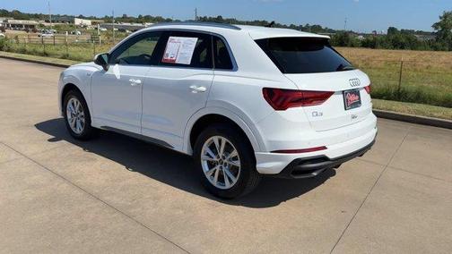 Arkona White 2025 Audi Q3 45 S line Premium