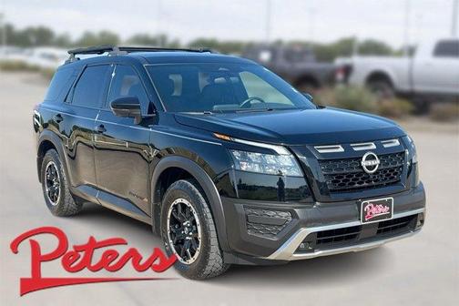 Black 2024 Nissan Pathfinder Rock Creek