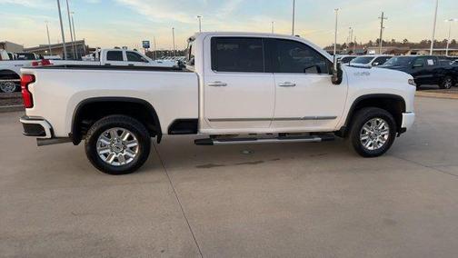 2025 Chevrolet Silverado 2500 High Country