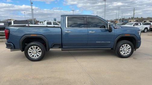 Metallic 2024 GMC Sierra 2500 Denali