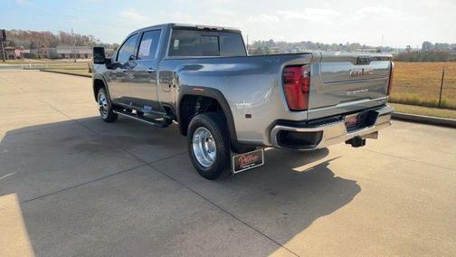 2024 GMC Sierra 3500 SLT