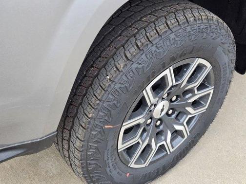 Sterling Gray Metallic 2026 Chevrolet Colorado Z71