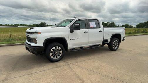 2024 Chevrolet Silverado 2500 Custom