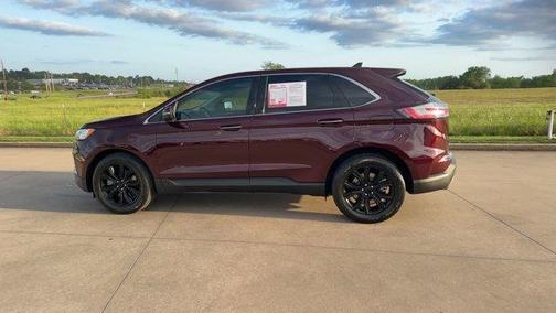 2021 Ford Edge Titanium