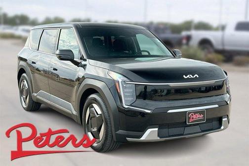 2024 Kia EV9 Light Long Range