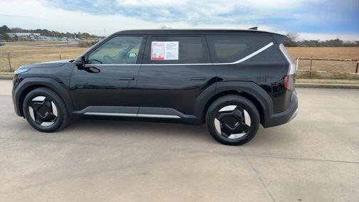 2024 Kia EV9 Light Long Range