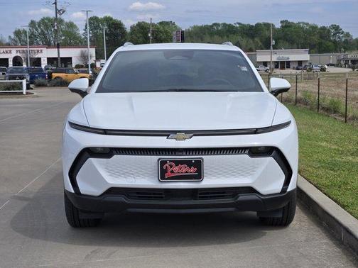 Summit White 2026 Chevrolet Equinox EV LT 2