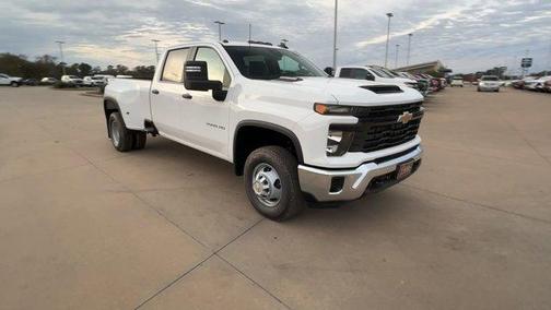 2026 Chevrolet Silverado 3500 WT
