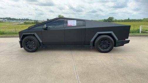 2024 Tesla Cybertruck Base