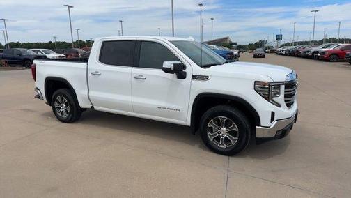 Summit White 2025 GMC Sierra 1500 SLT