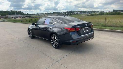 2021 Nissan Altima 2.5 Platinum