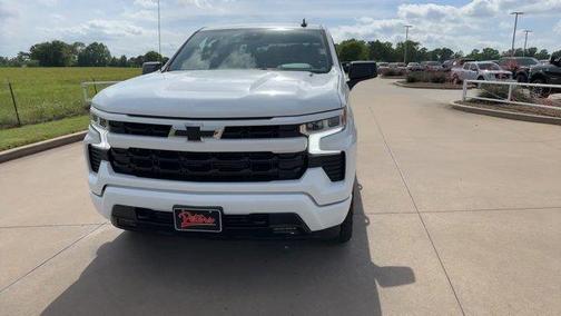 Summit White 2026 Chevrolet Silverado 1500 RST