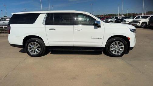 2023 Chevrolet Suburban Premier