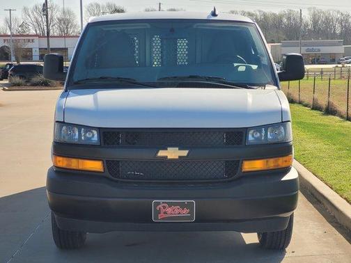 2025 Chevrolet Express 2500 Work Van