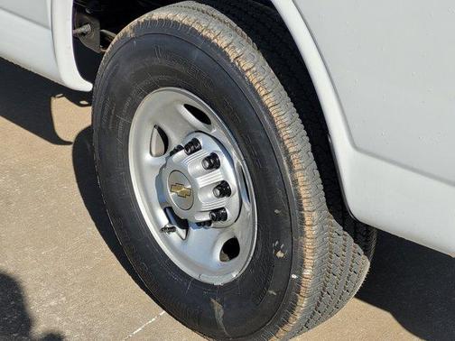 2025 Chevrolet Express 2500 Work Van