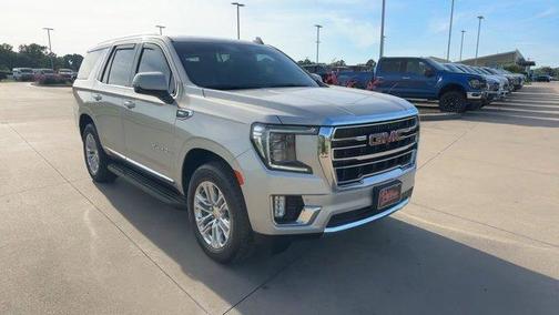Beige Pearl Metallic 2021 GMC Yukon SLT