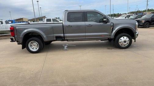 2024 Ford F-450 Lariat