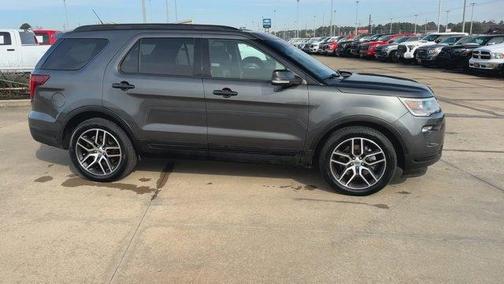 2019 Ford Explorer sport